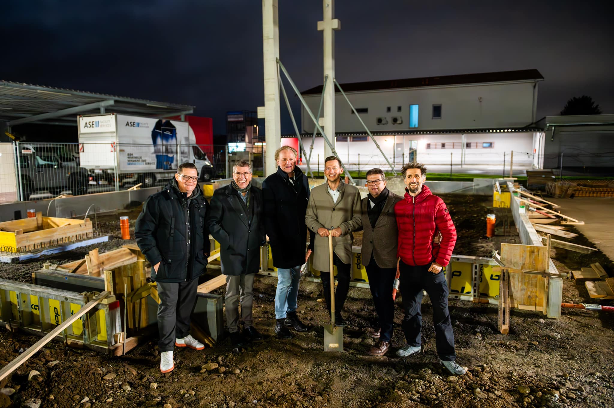 Baustart ASE-Halle, Gruppenfoto