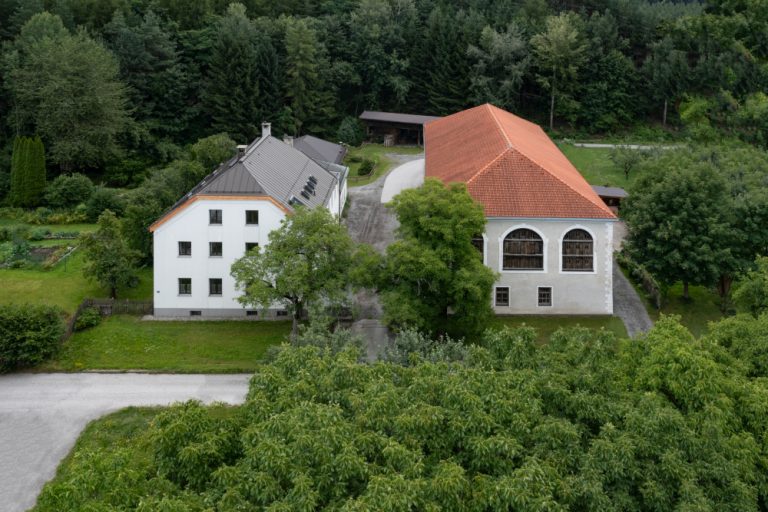 Sanfte Sanierung von einem Bauernhof in Innsbruck