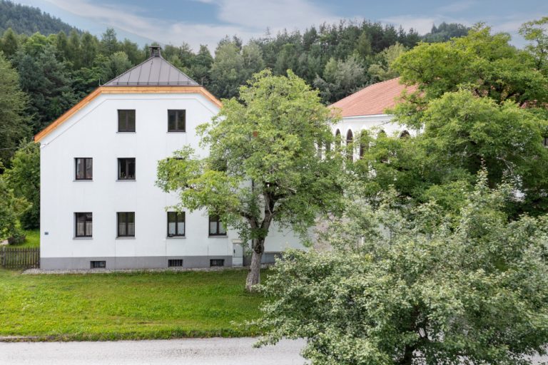 Sanfte Sanierung von einem Bauernhof in Innsbruck