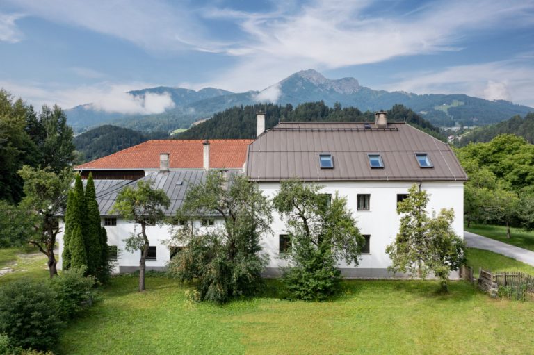 Sanfte Sanierung von einem Bauernhof in Innsbruck