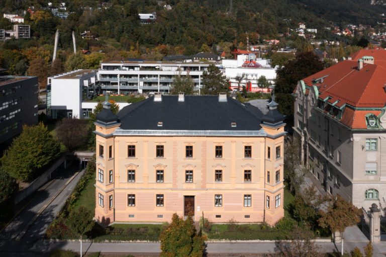 Sanierung einer historischen Villa in Innsbruck